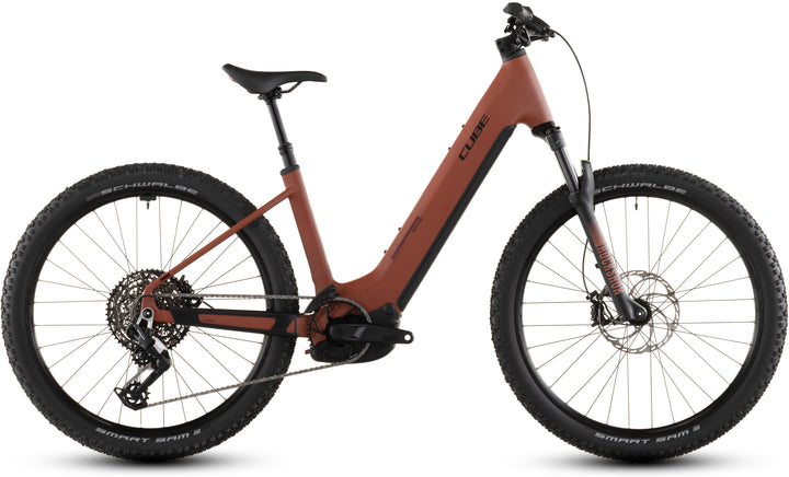 Cube Reaction Hybrid Race 800 EE (NÍZKÝ NÁSTUP) 2026