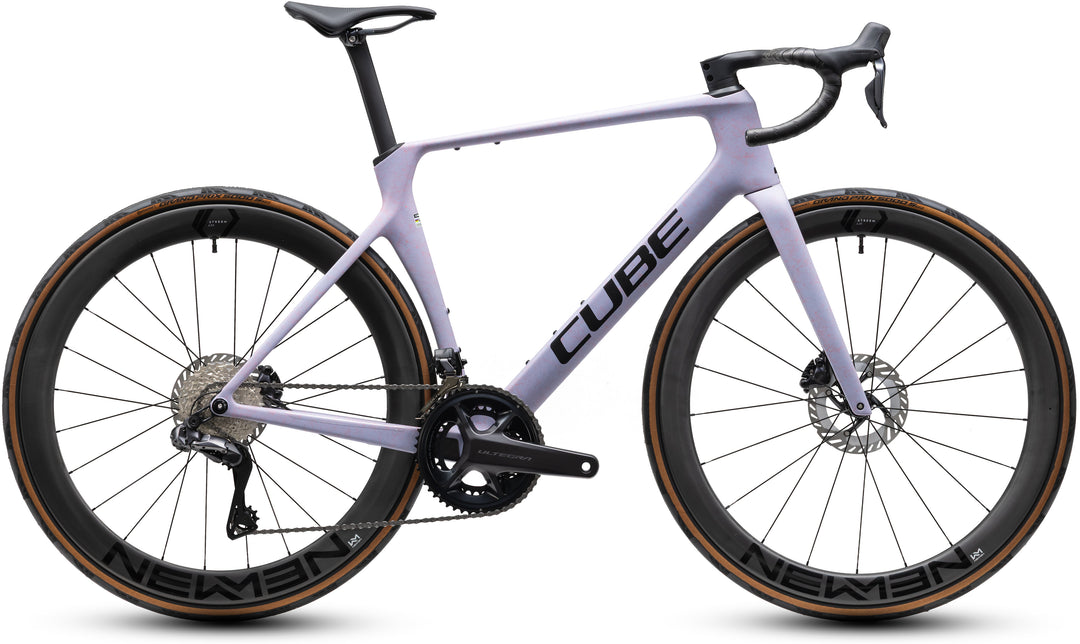 SILNIČNÍ KOLO Cube Agree C:62 Race lilacfibre´n´black  2027